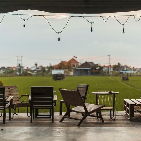 Big Brother Surf Inn Canggu Exterior foto